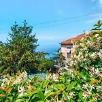 Il Nido Sullo Scoglio *